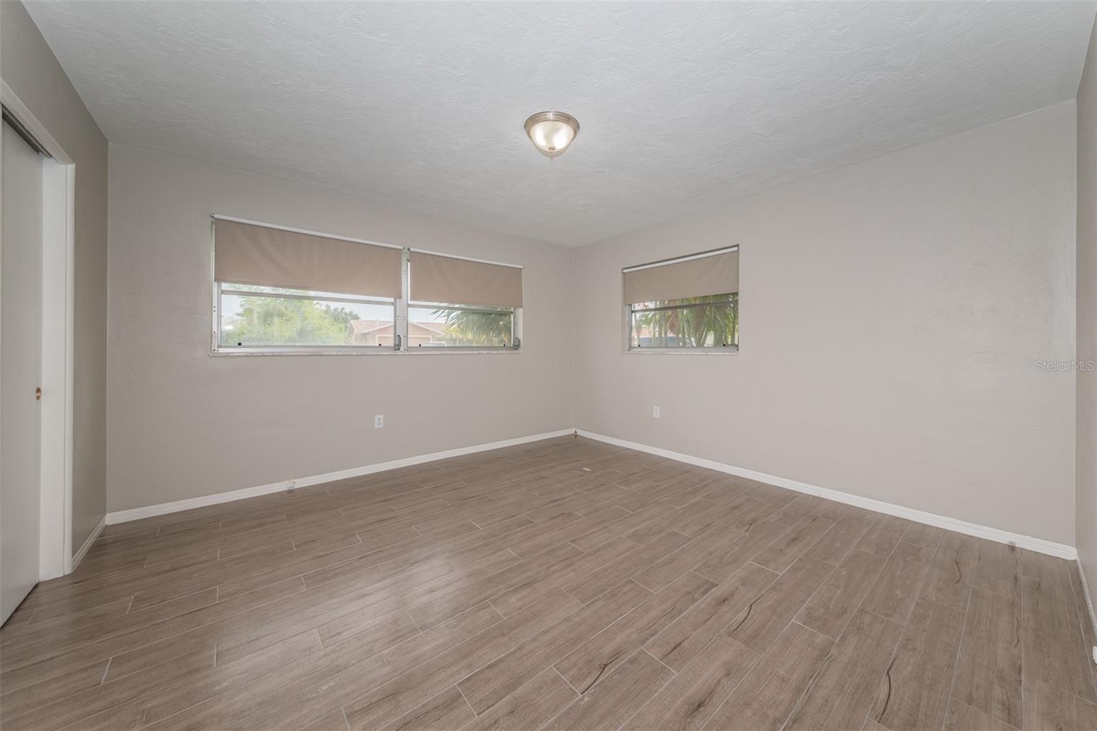 Image 24 of 34 For 7927 11th Avenue S