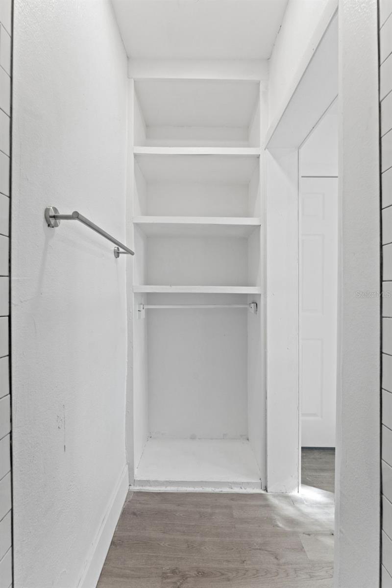 Image 18 of 27 For 10124 Hyacinth Avenue