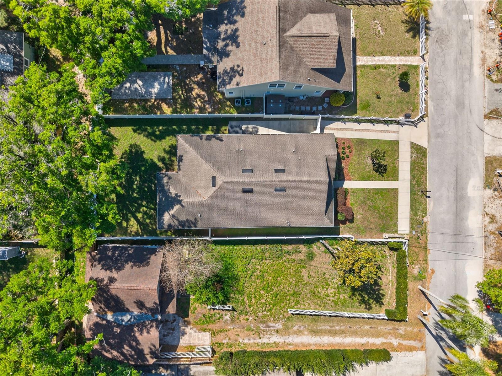 Image 34 of 35 For 1003 Comanche Avenue