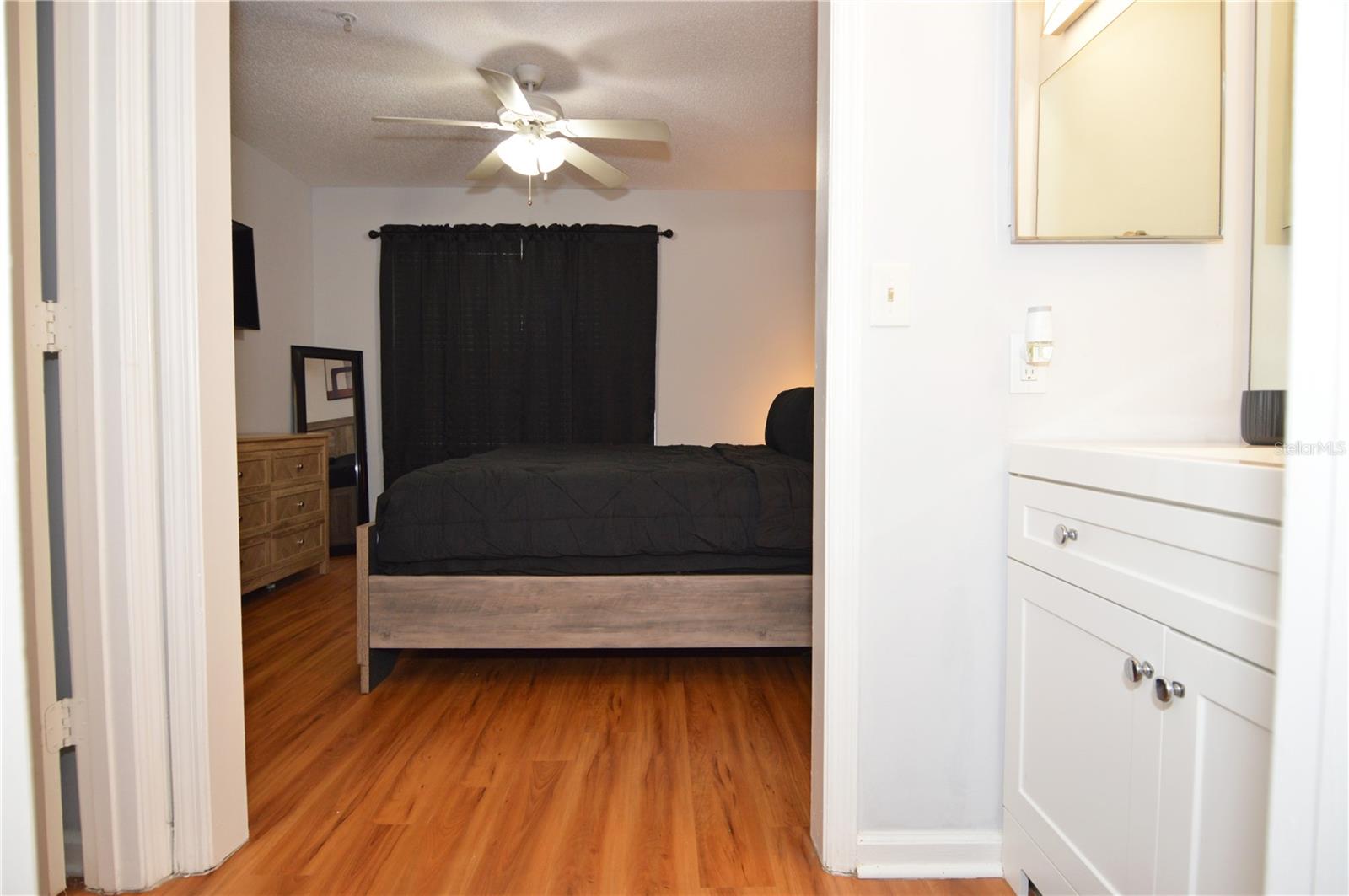 Image 41 of 80 For 11901 4th Street N 9105