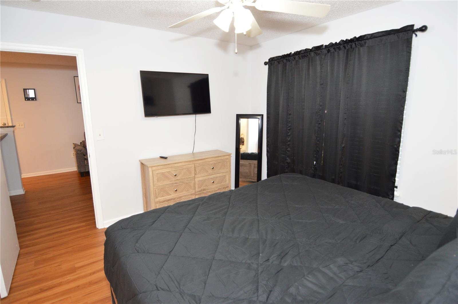 Image 43 of 80 For 11901 4th Street N 9105