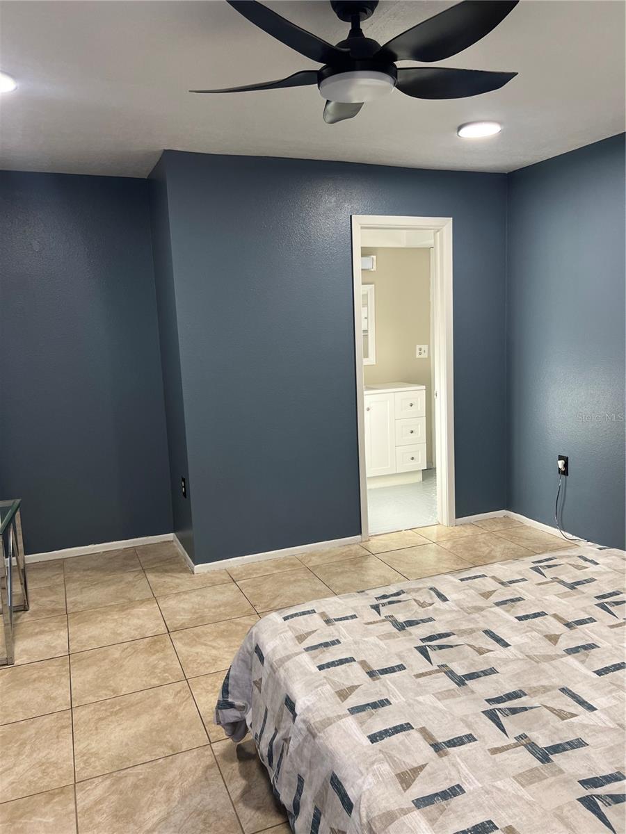 Image 9 of 28 For 9303 Morehead Lane