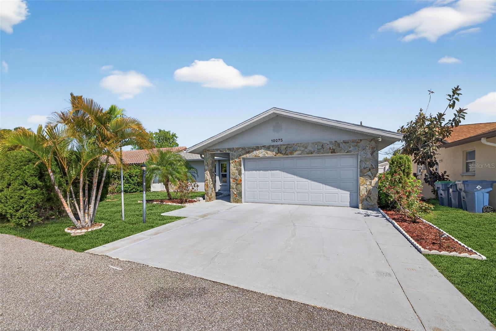 Details for 10275 113th Street, SEMINOLE, FL 33778