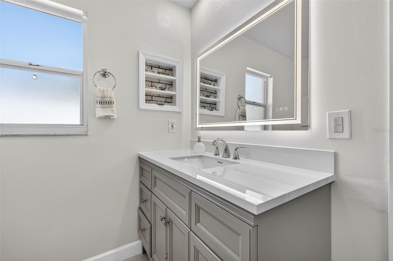 Image 14 of 29 For 10275 113th Street