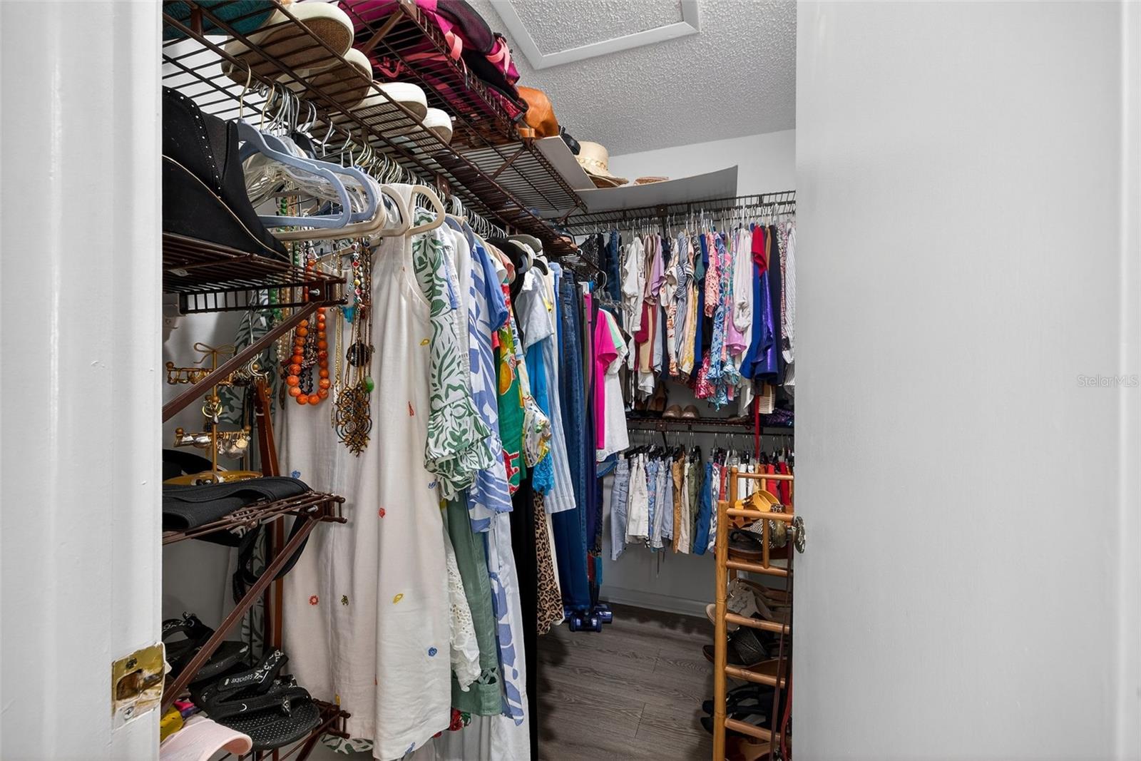 Image 15 of 29 For 10275 113th Street