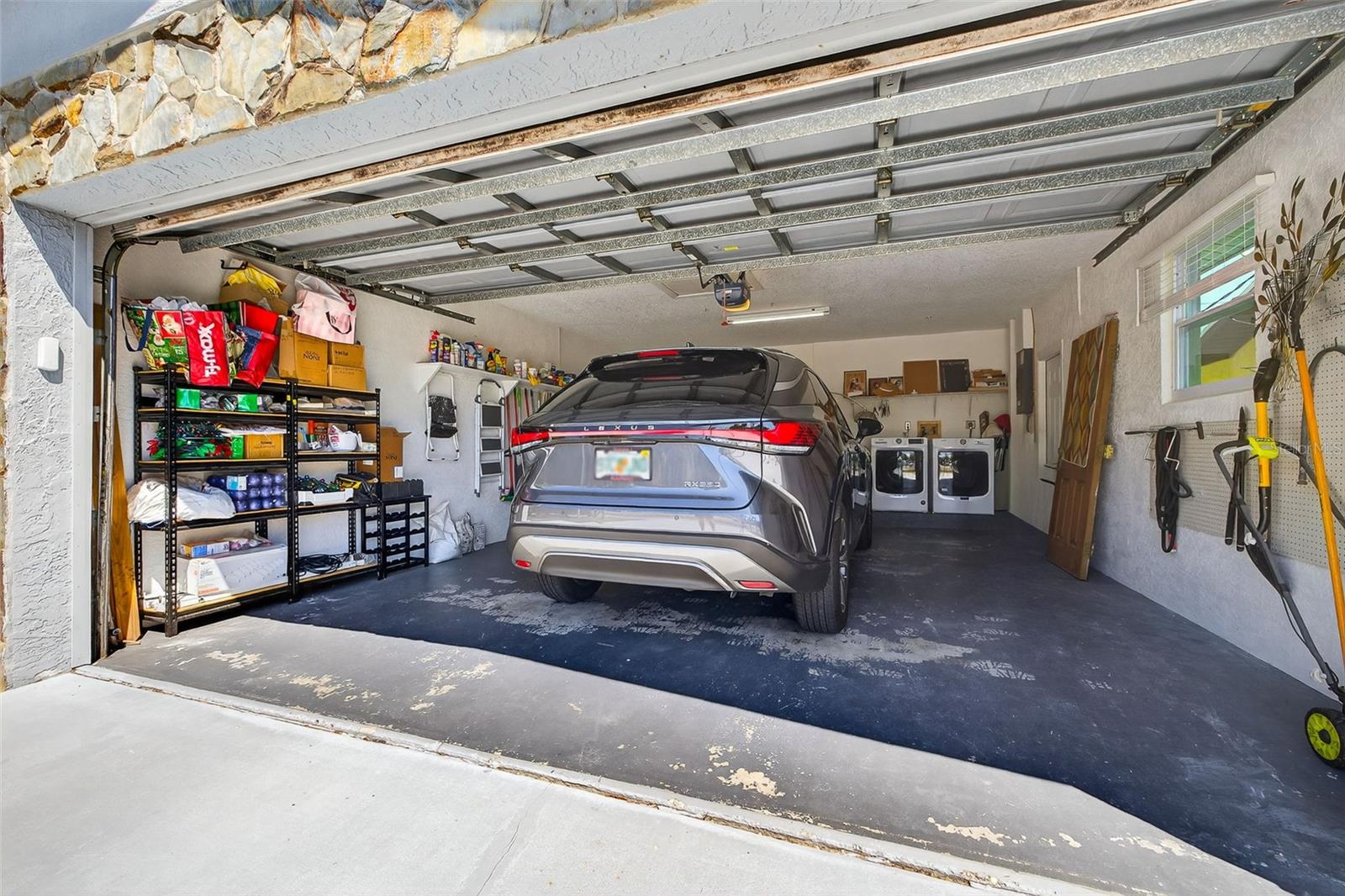 Image 21 of 29 For 10275 113th Street