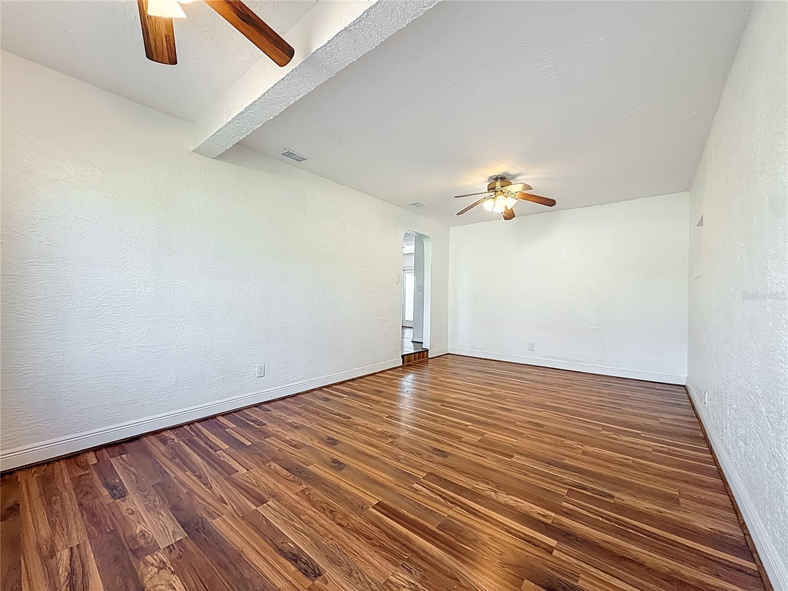 Image 15 of 45 For 396 Lewis Boulevard Se