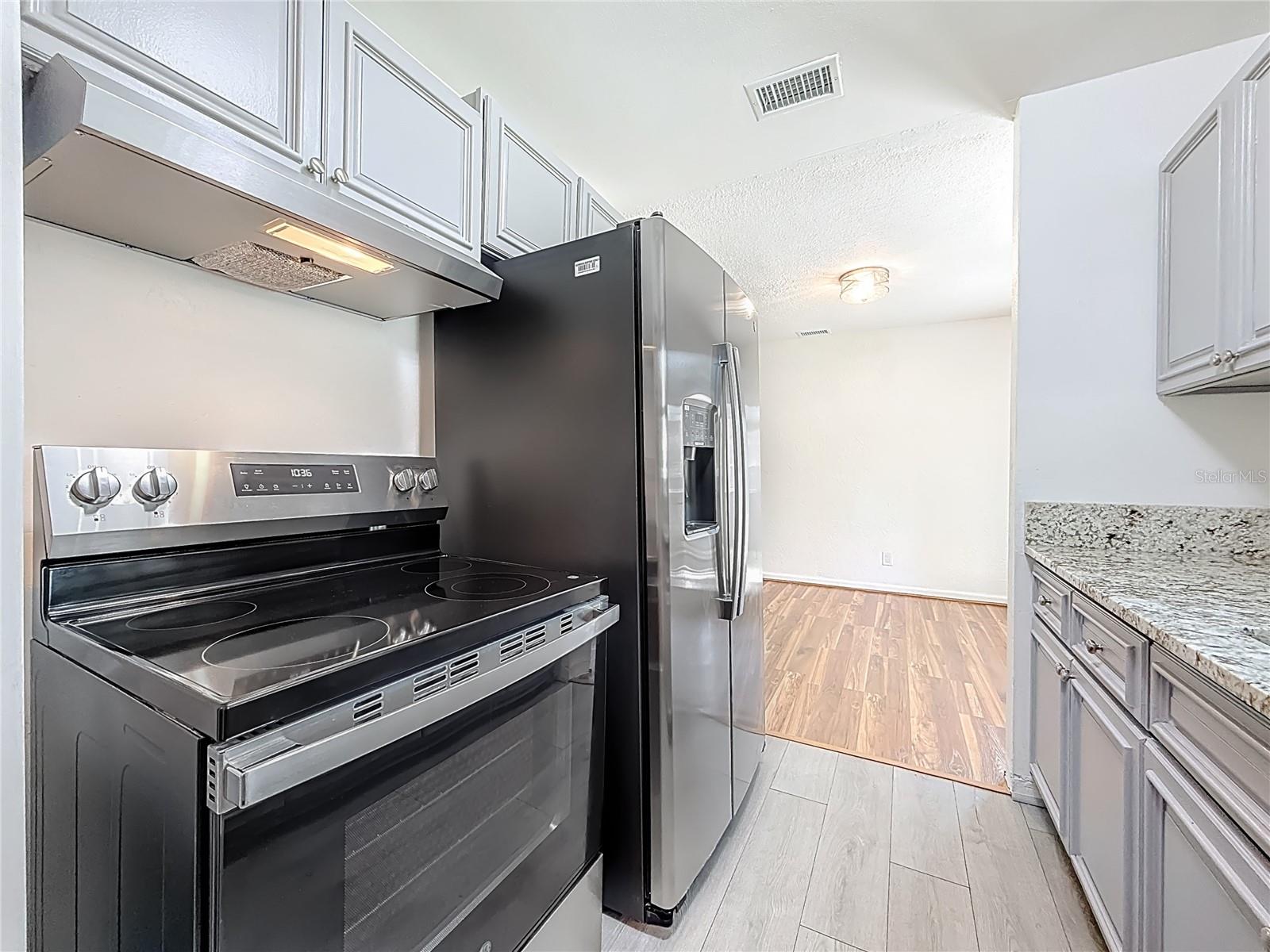 Image 17 of 45 For 396 Lewis Boulevard Se