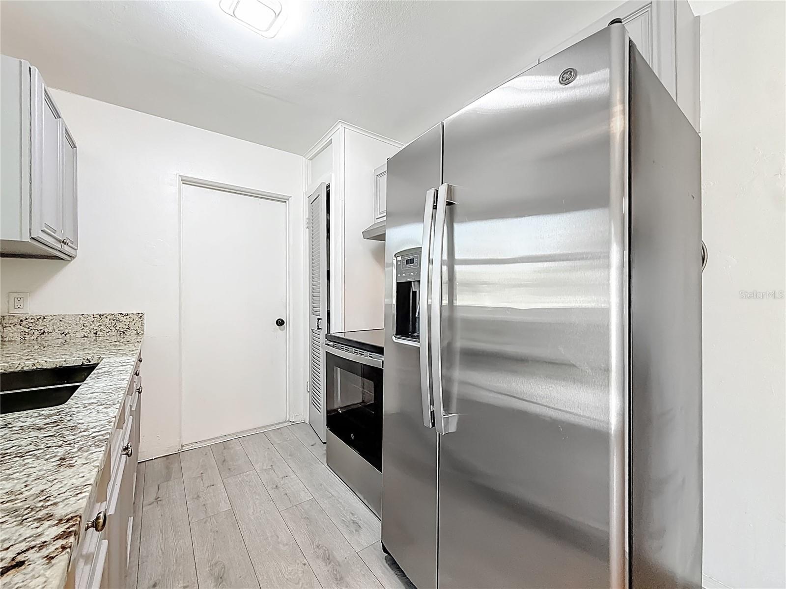 Image 19 of 45 For 396 Lewis Boulevard Se