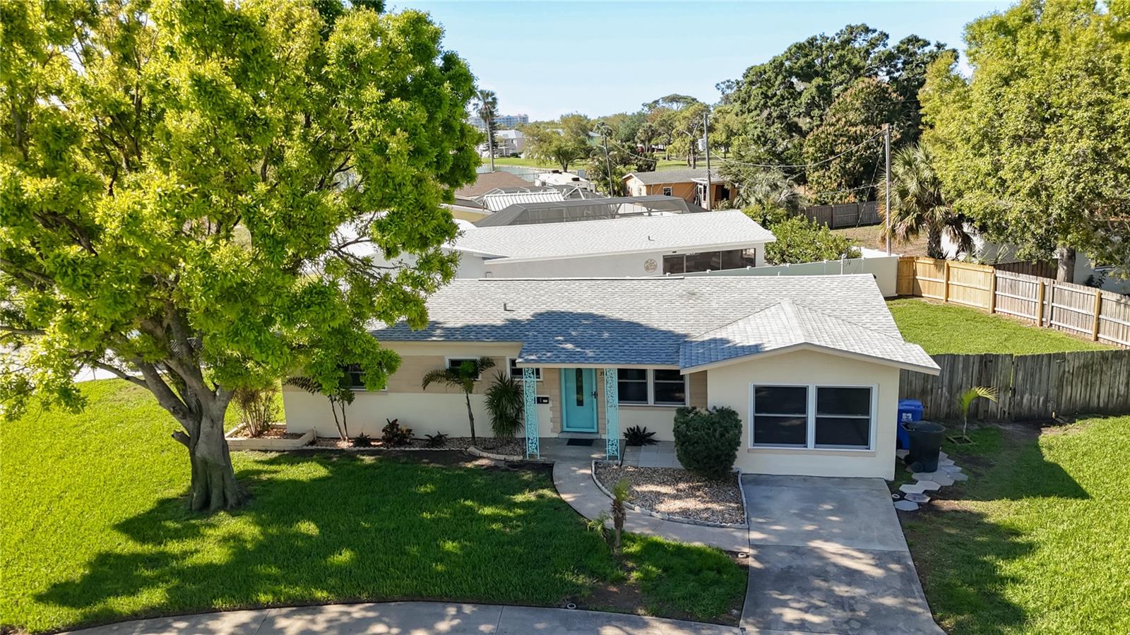 Image 2 of 45 For 396 Lewis Boulevard Se