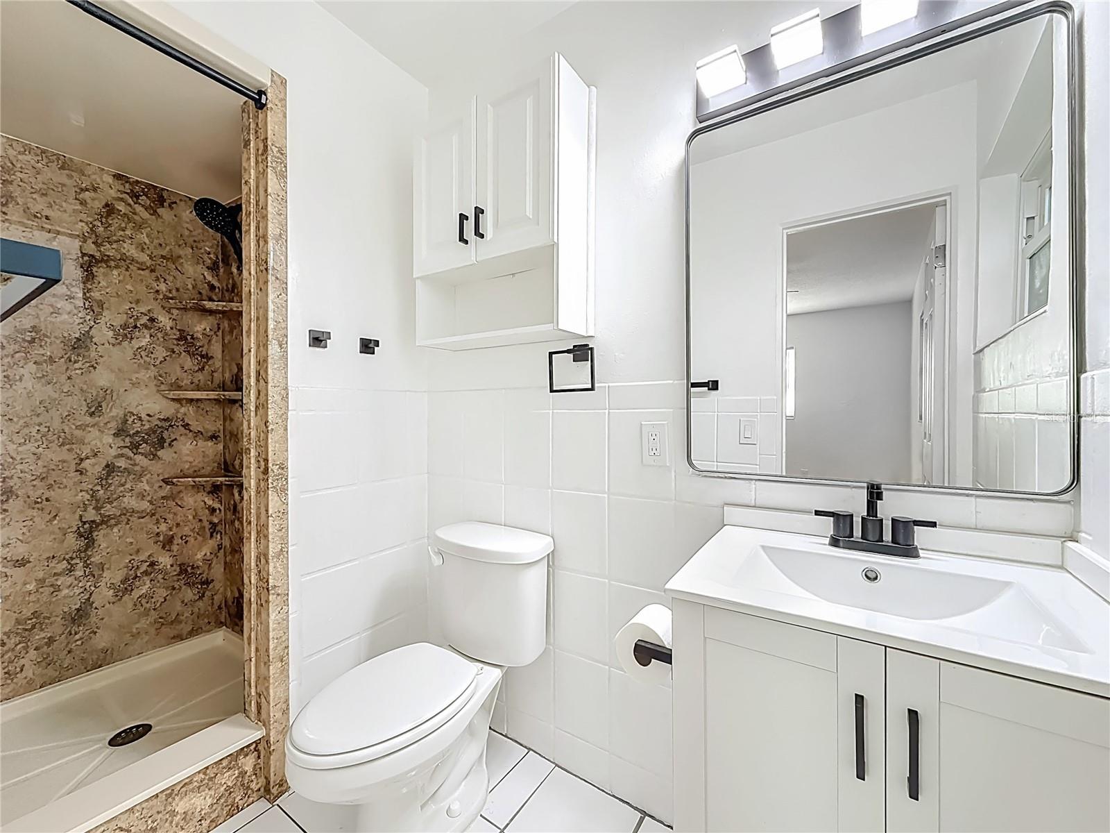 Image 23 of 45 For 396 Lewis Boulevard Se