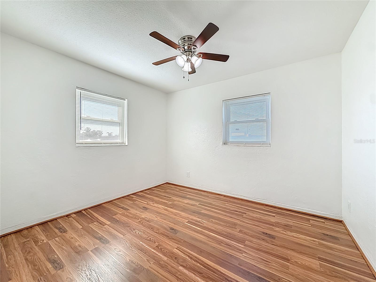 Image 25 of 45 For 396 Lewis Boulevard Se