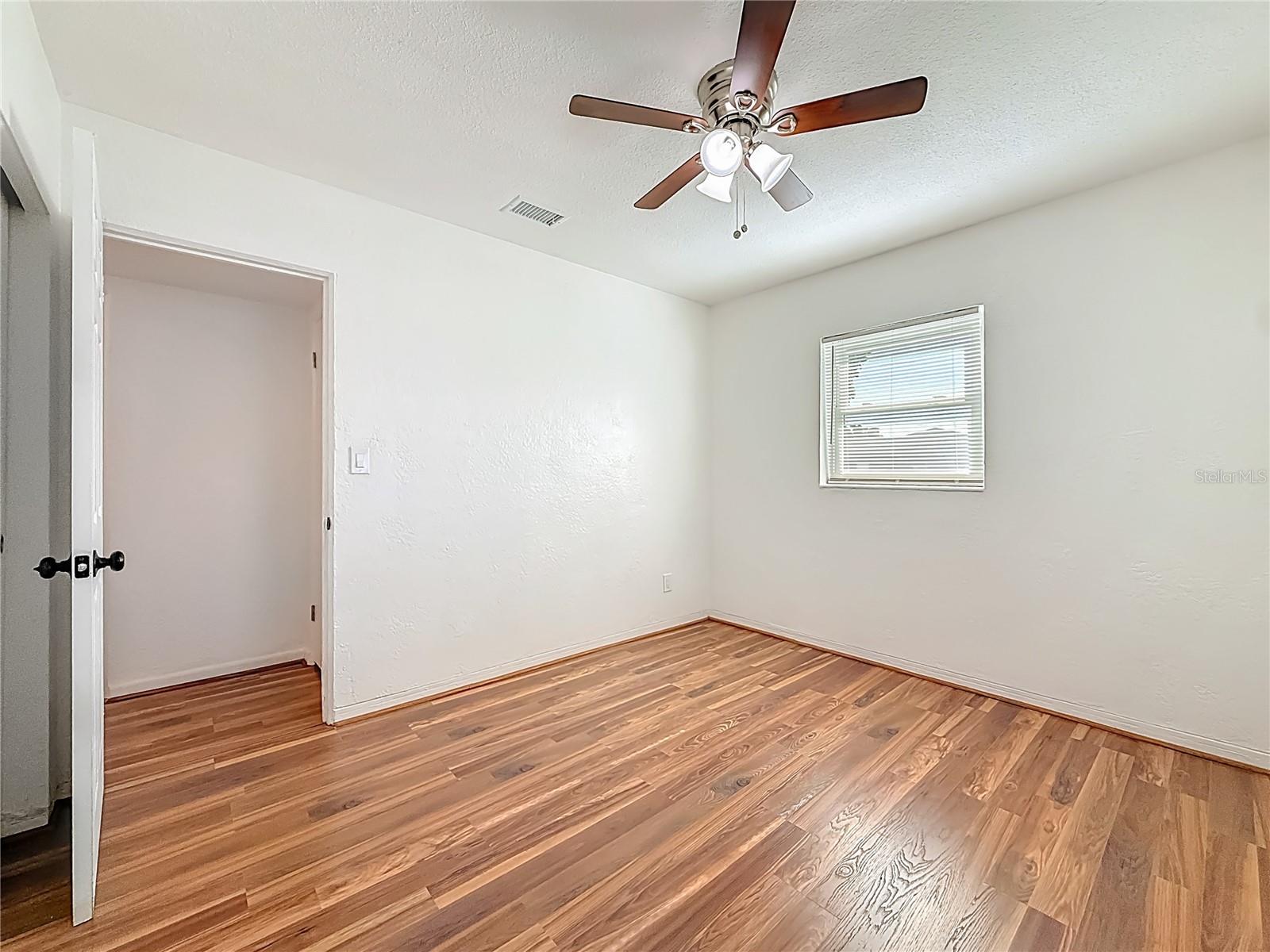 Image 26 of 45 For 396 Lewis Boulevard Se