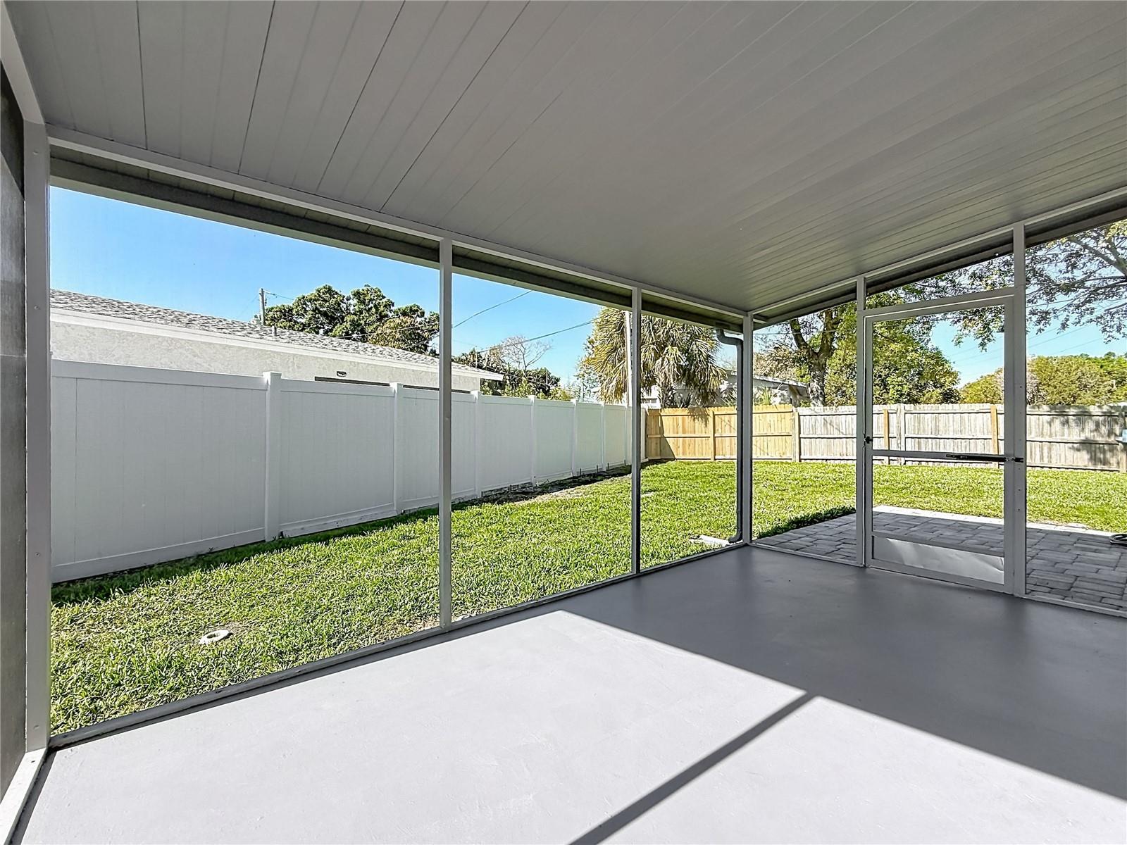 Image 34 of 45 For 396 Lewis Boulevard Se