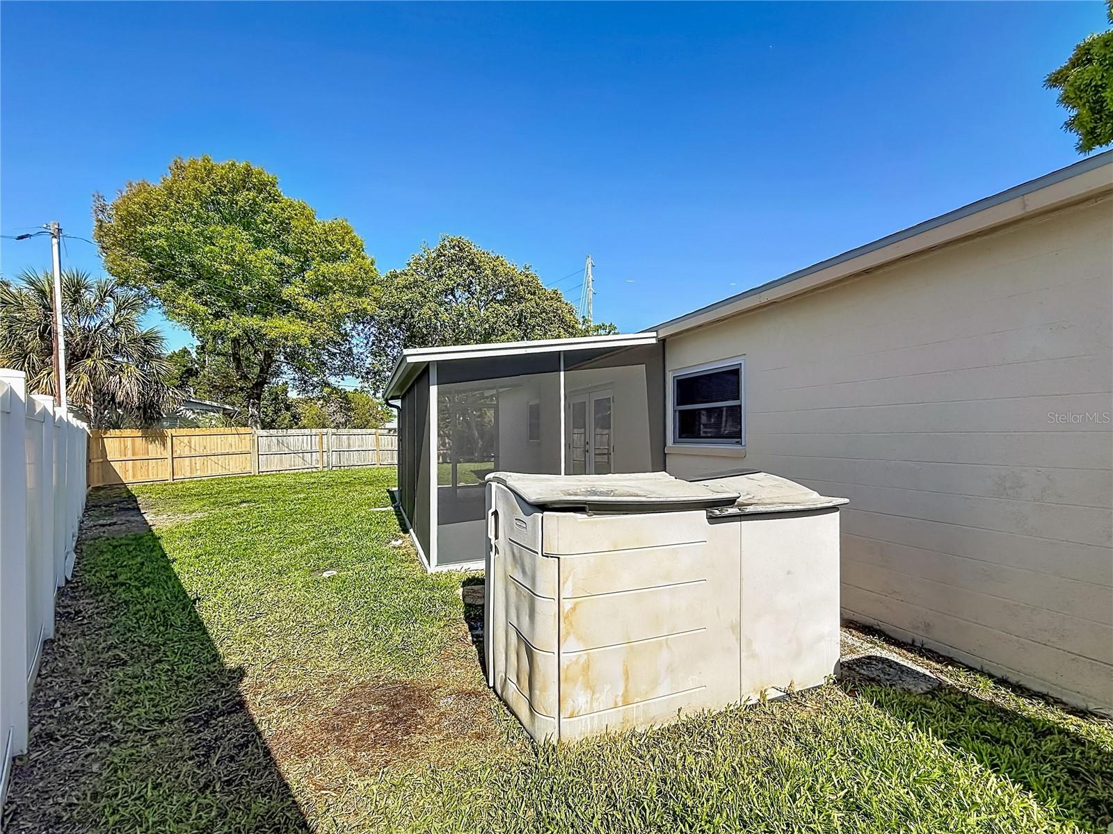 Image 37 of 45 For 396 Lewis Boulevard Se