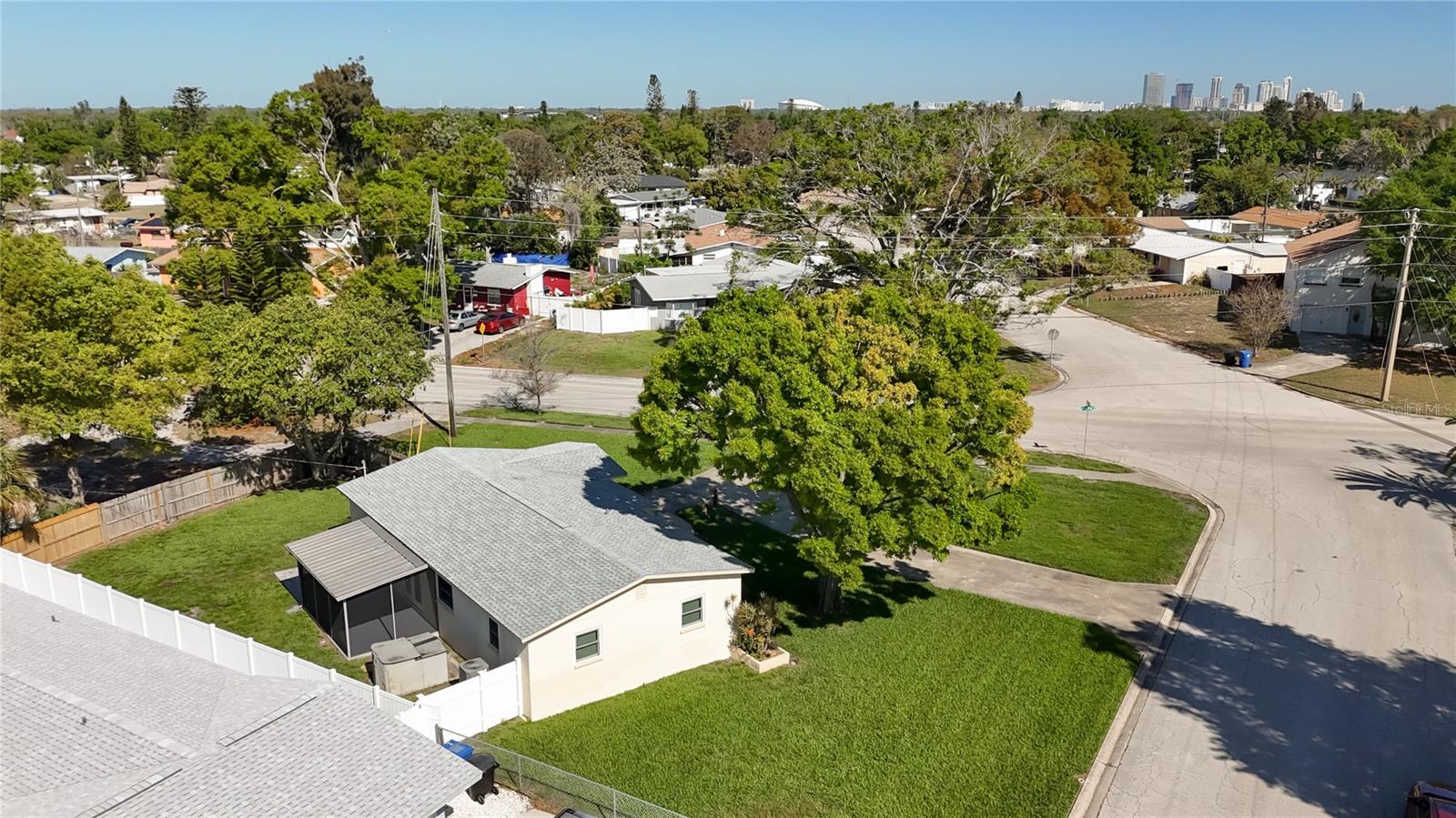 Image 39 of 45 For 396 Lewis Boulevard Se