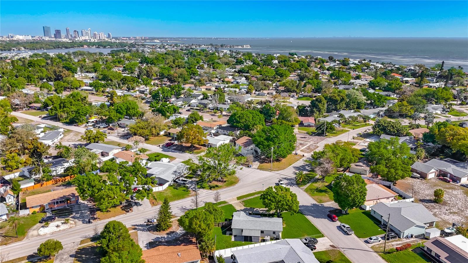 Image 42 of 45 For 396 Lewis Boulevard Se