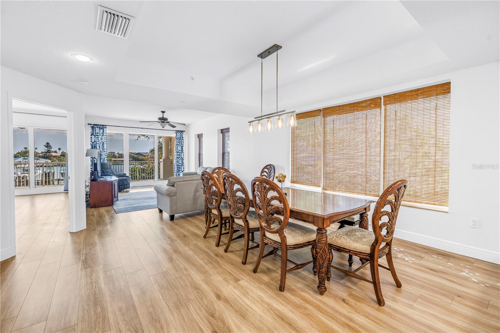 Image 12 of 52 For 3805 Gulf Boulevard 205