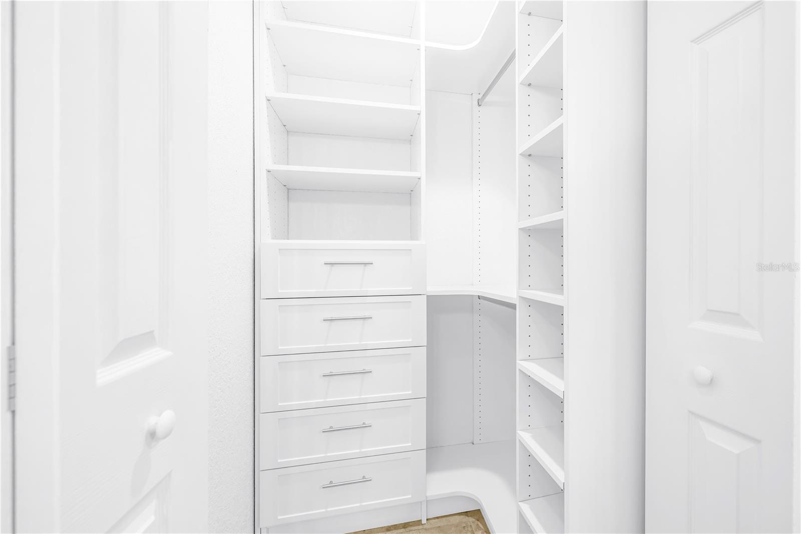 Image 25 of 52 For 3805 Gulf Boulevard 205