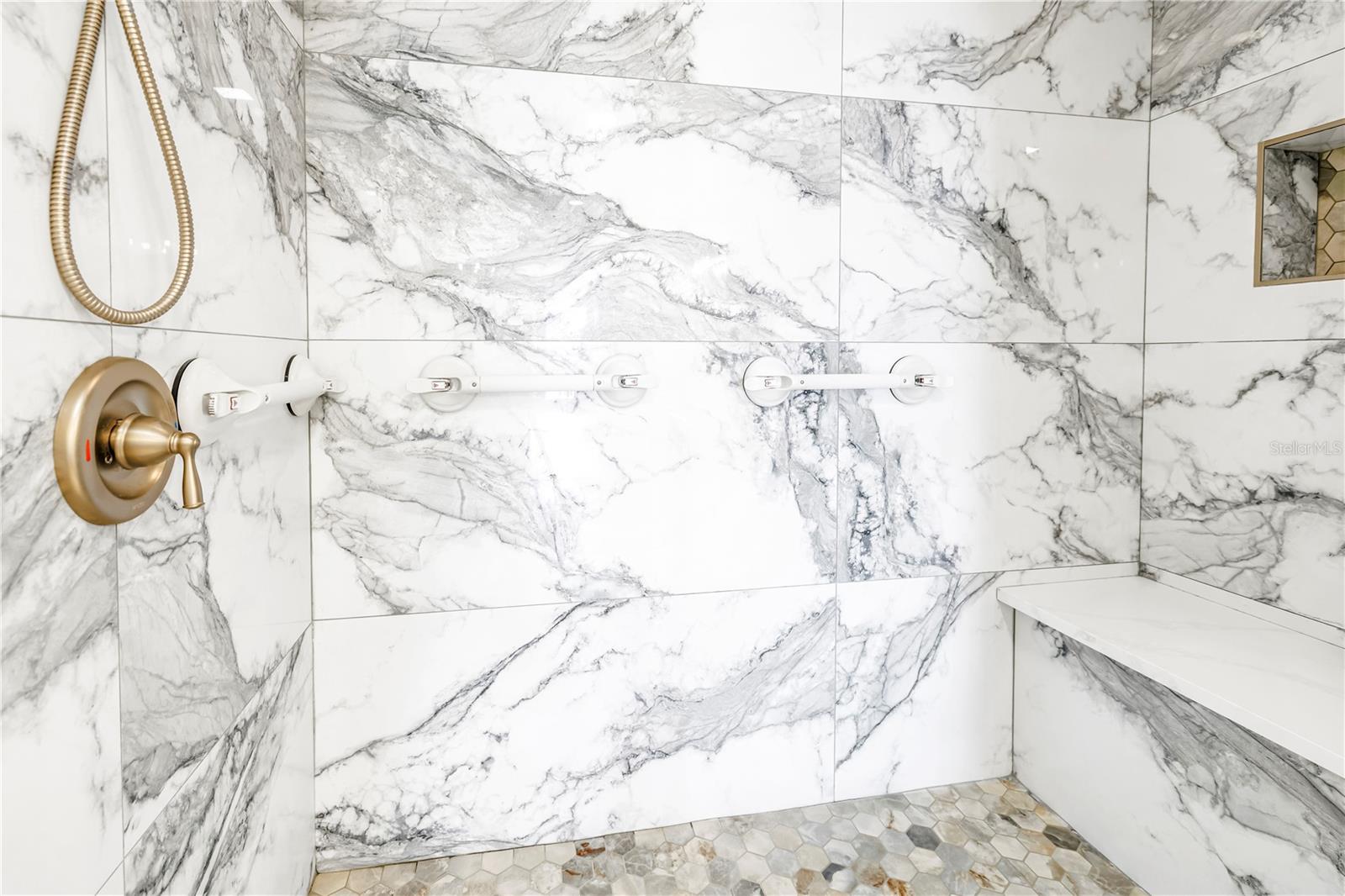 Image 28 of 52 For 3805 Gulf Boulevard 205