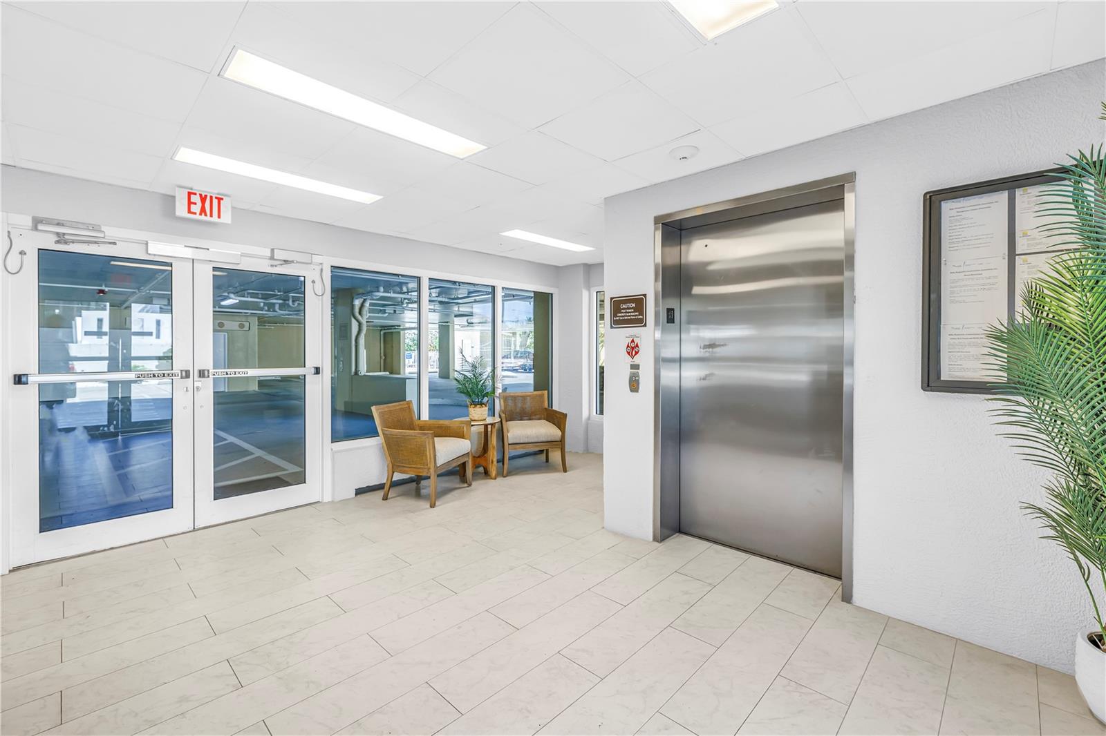 Image 3 of 52 For 3805 Gulf Boulevard 205