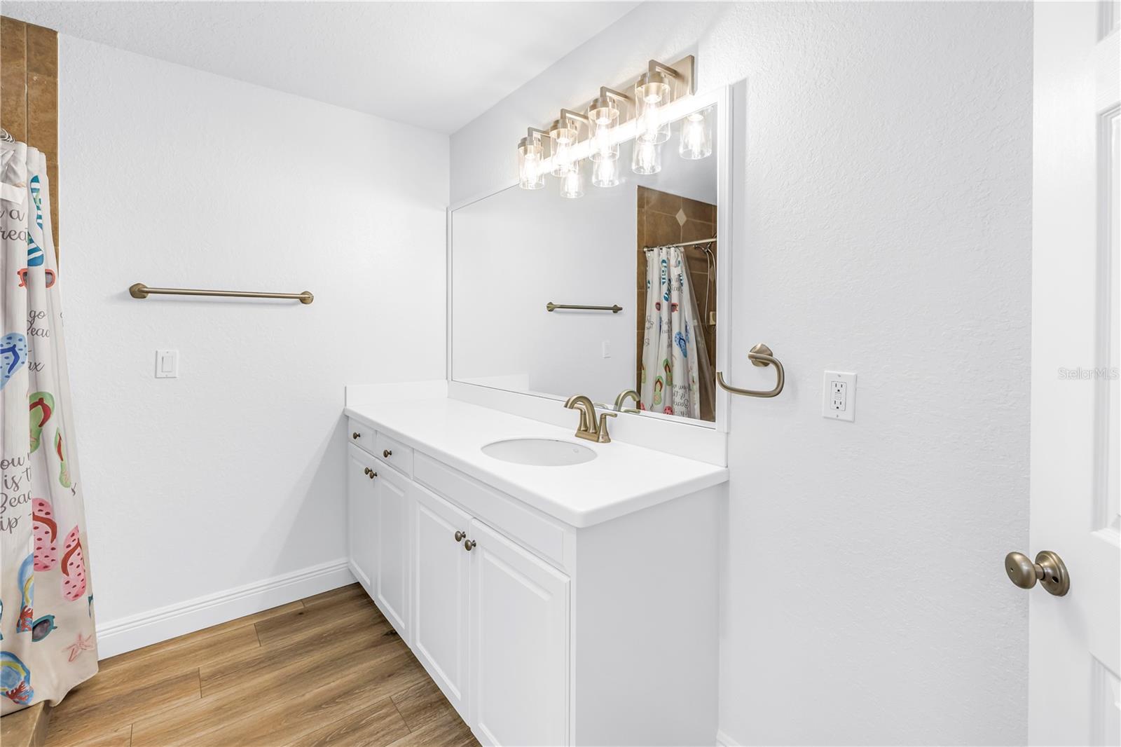 Image 34 of 52 For 3805 Gulf Boulevard 205