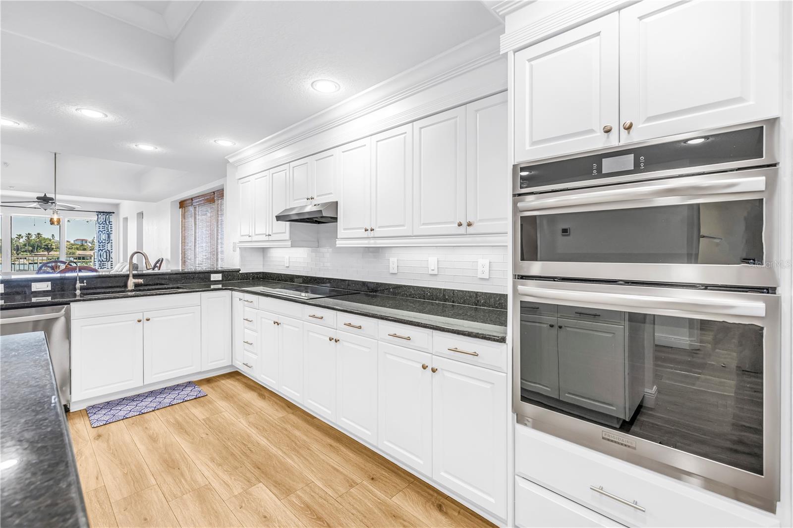 Image 8 of 52 For 3805 Gulf Boulevard 205