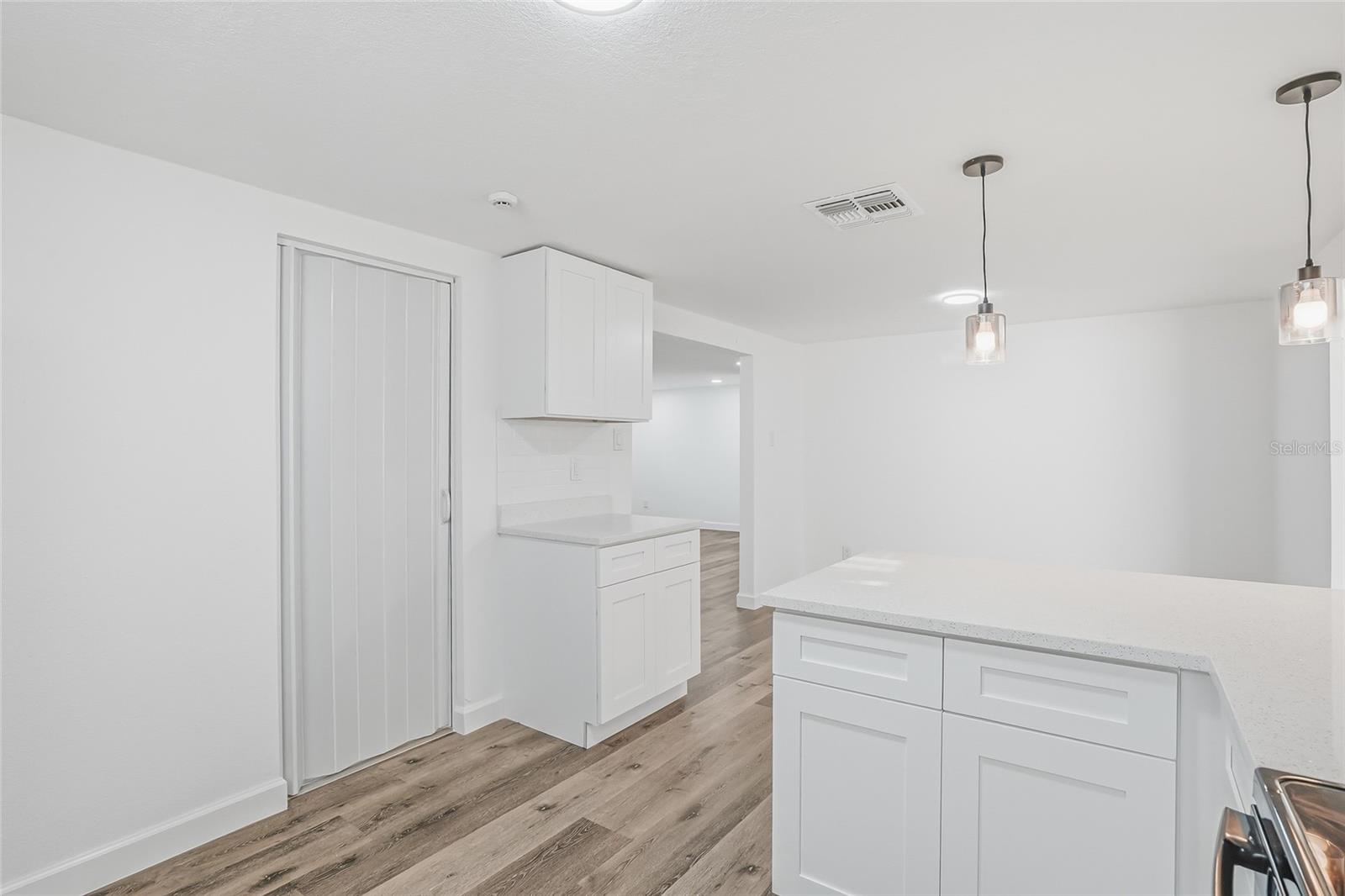 Image 13 of 37 For 7840 Gulf Way