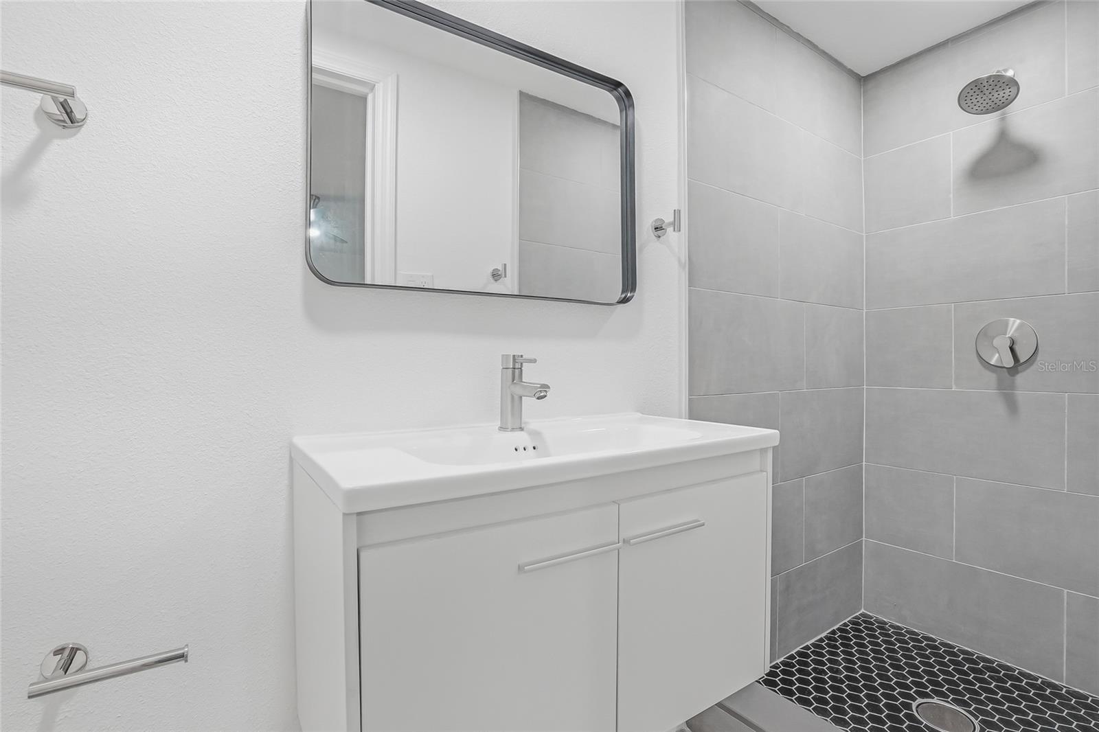 Image 21 of 37 For 7840 Gulf Way