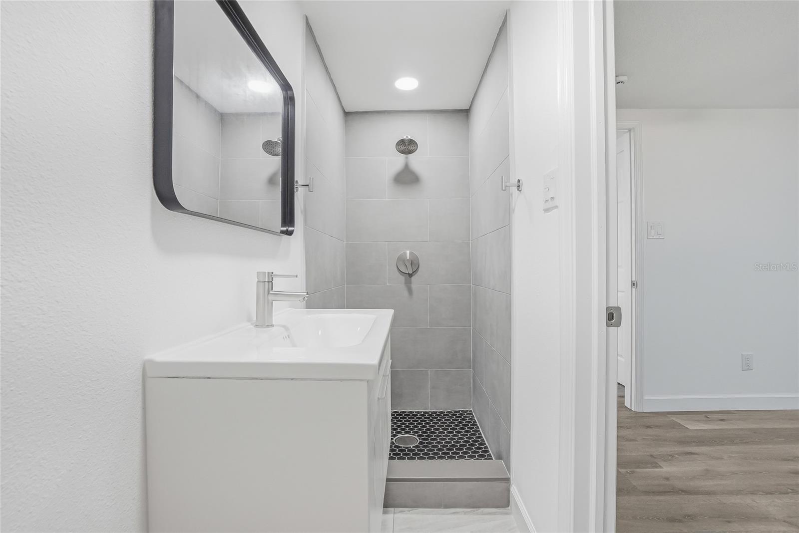 Image 22 of 37 For 7840 Gulf Way