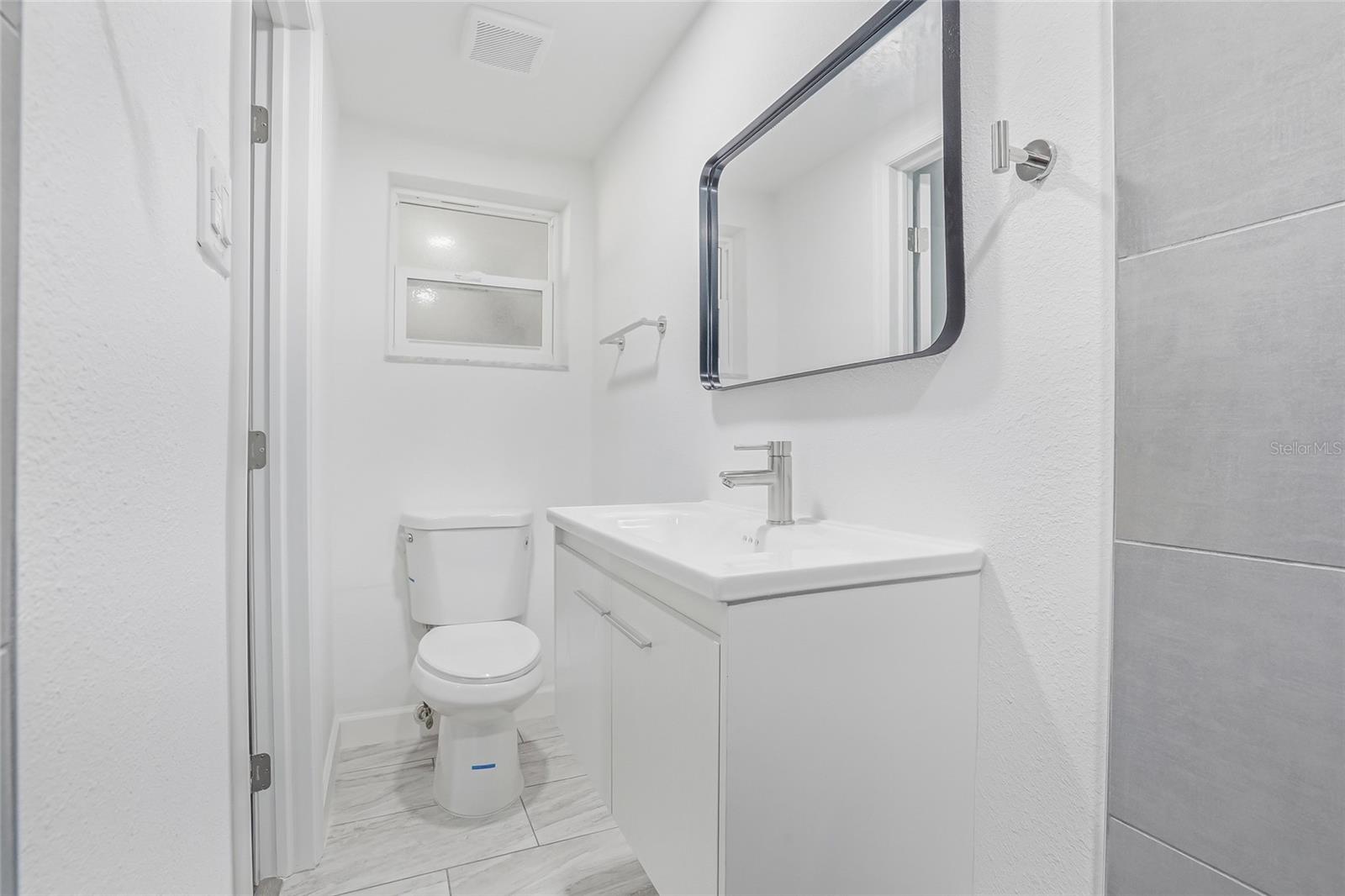 Image 23 of 37 For 7840 Gulf Way