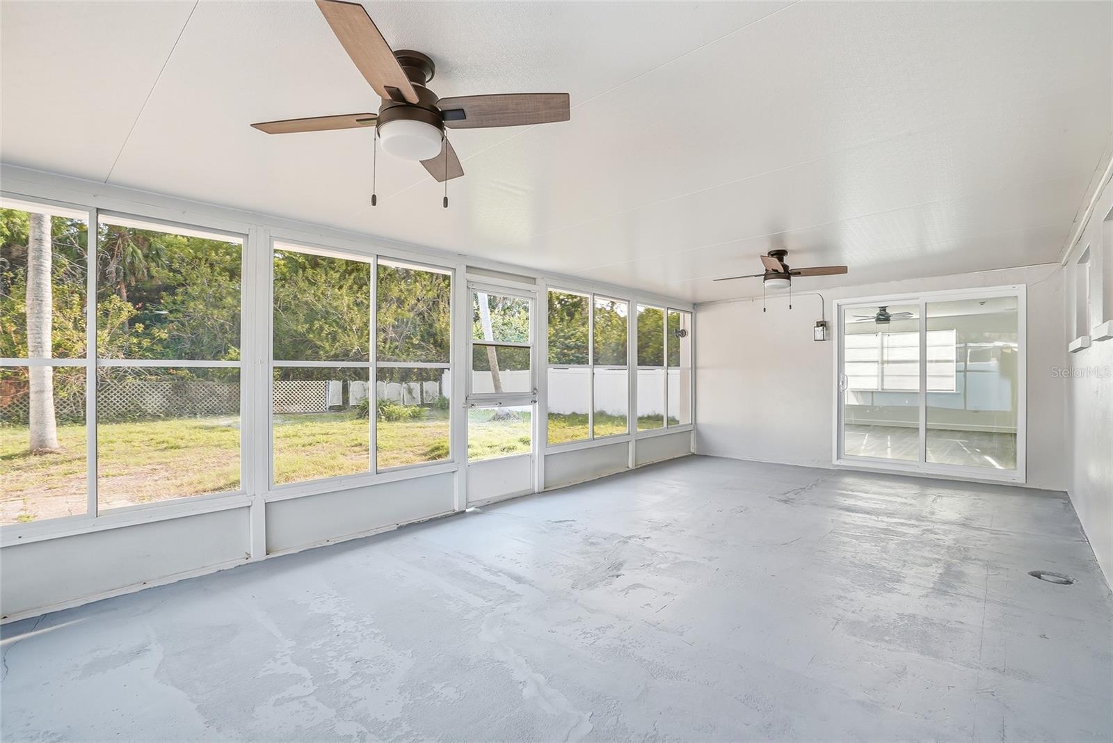 Image 30 of 37 For 7840 Gulf Way