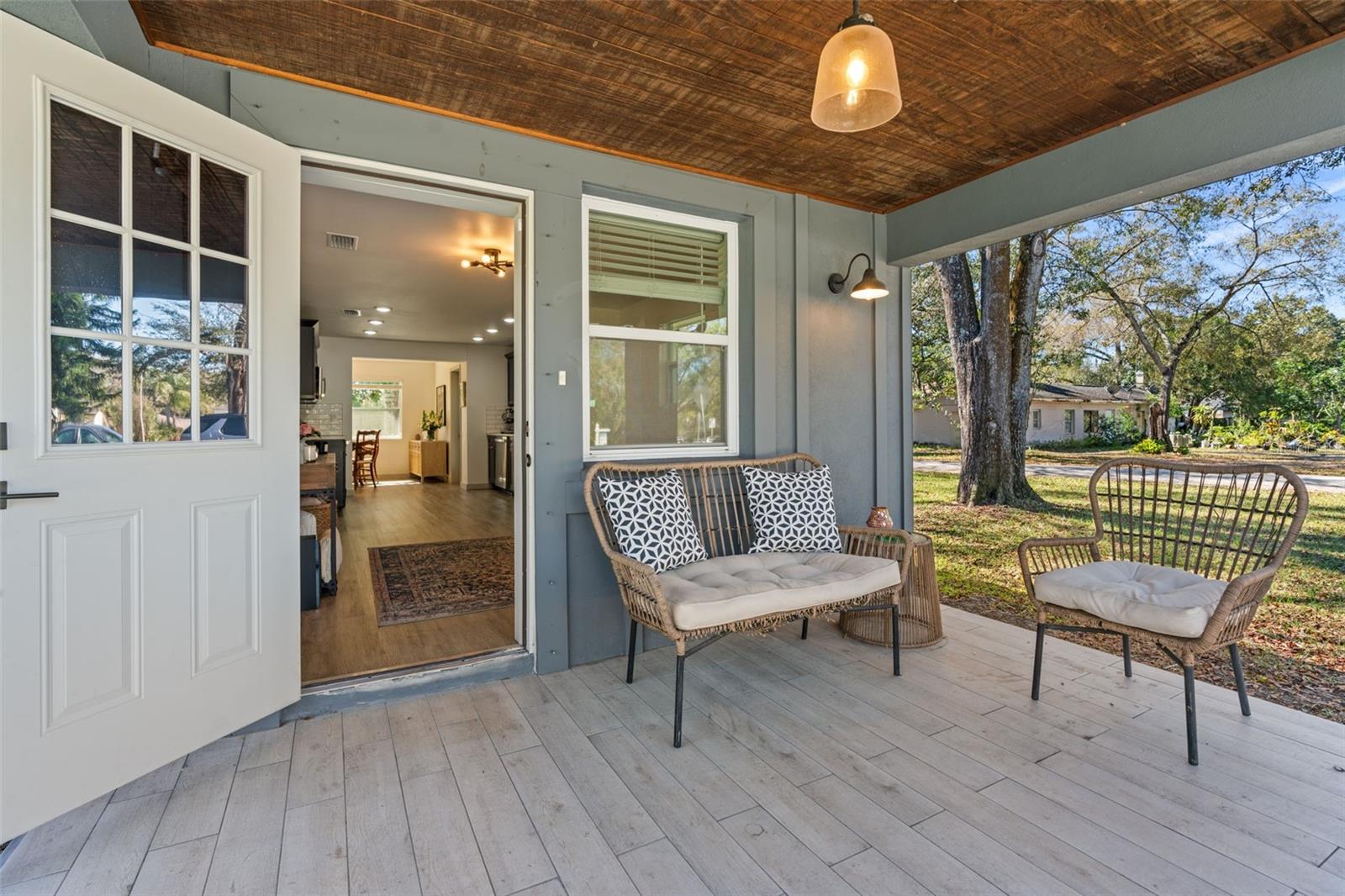 Image 3 of 27 For 1801 Knollwood Street