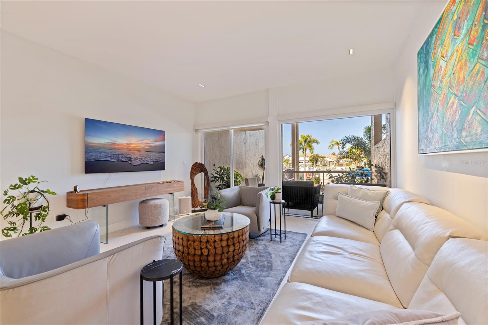 Image 28 of 83 For 722 Pinellas Bayway S 104