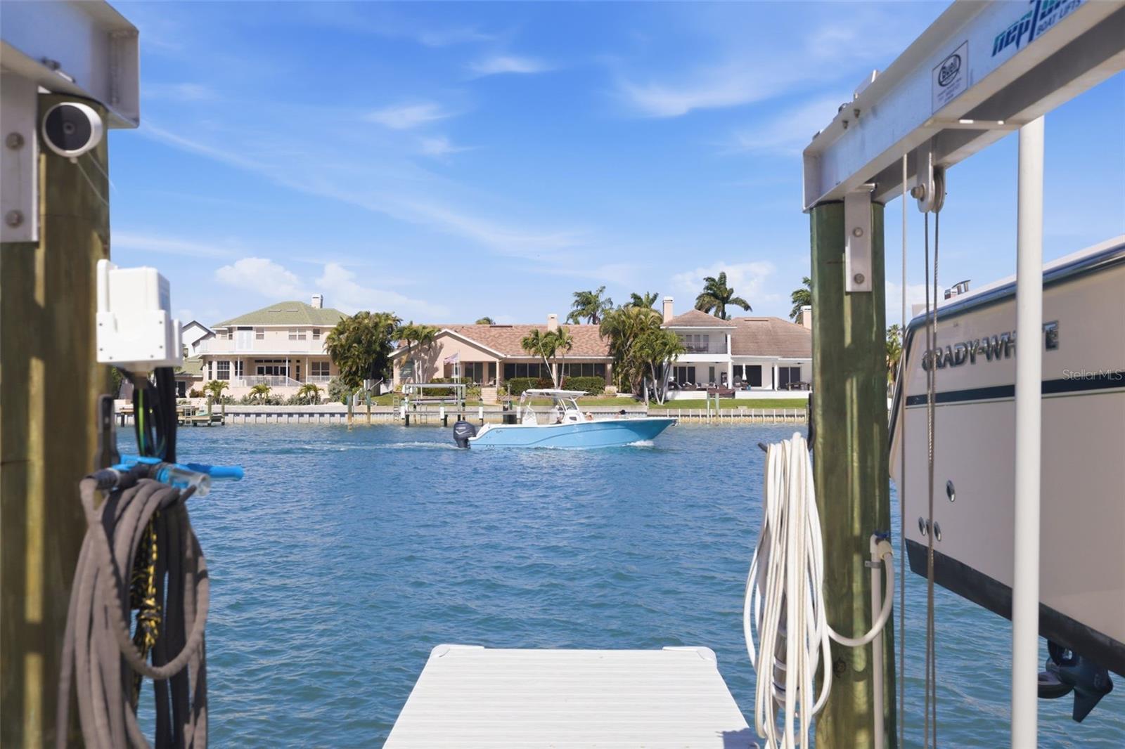 Image 51 of 83 For 722 Pinellas Bayway S 104