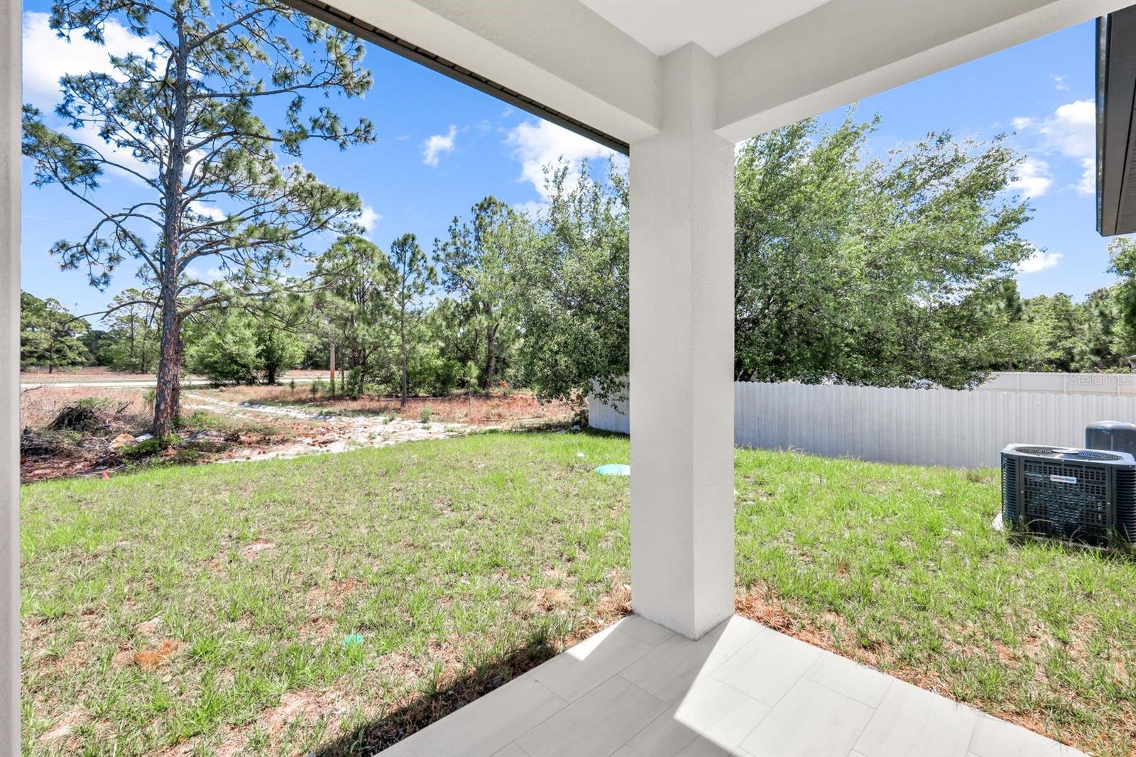 Image 27 of 47 For 521-523 Lillon Avenue S