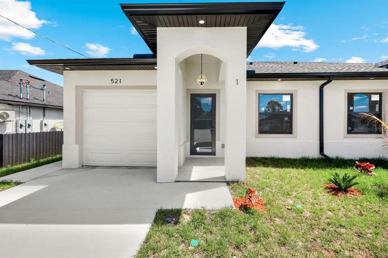 Image 36 of 47 For 521-523 Lillon Avenue S