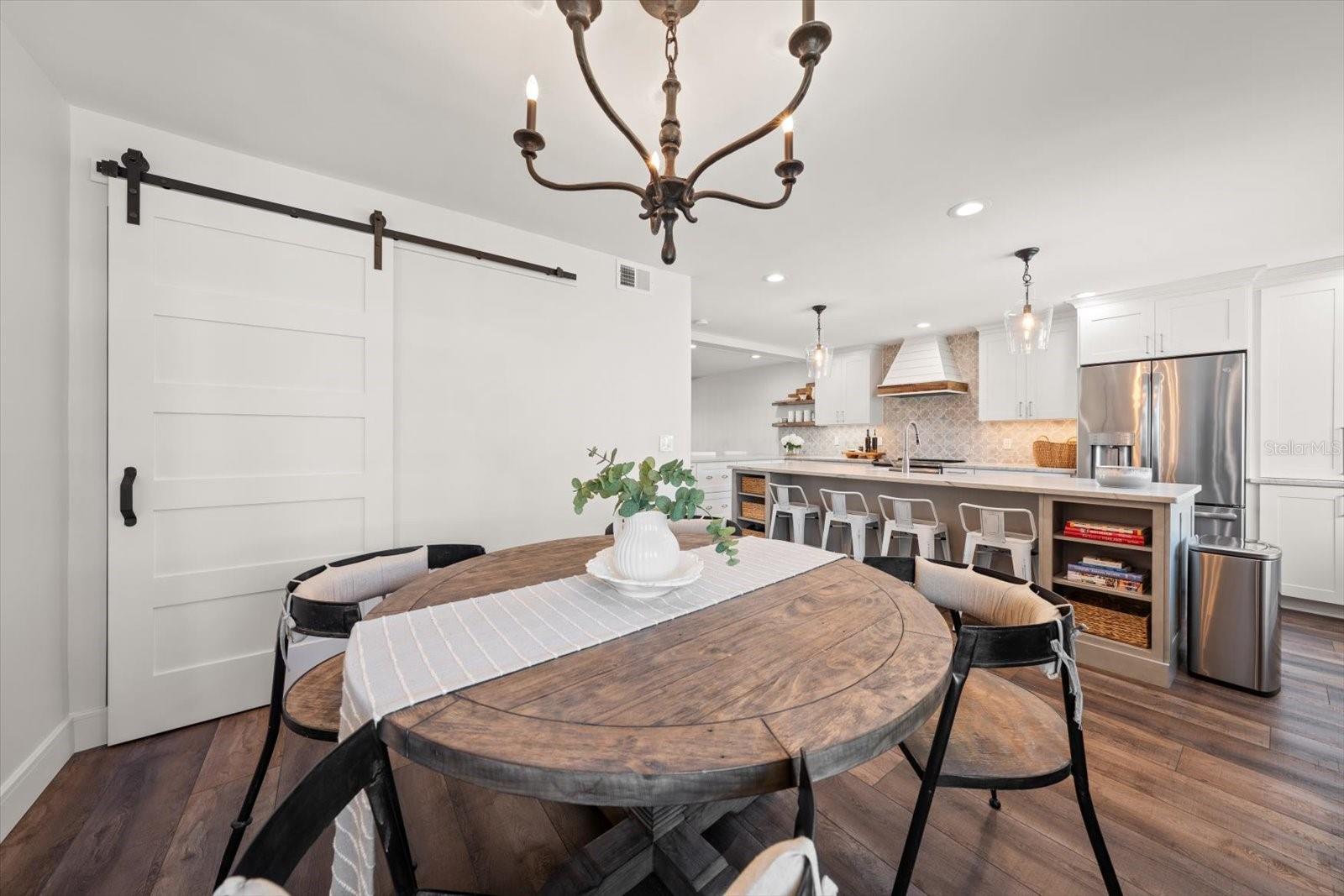 Image 22 of 81 For 165 Marina Del Rey Court