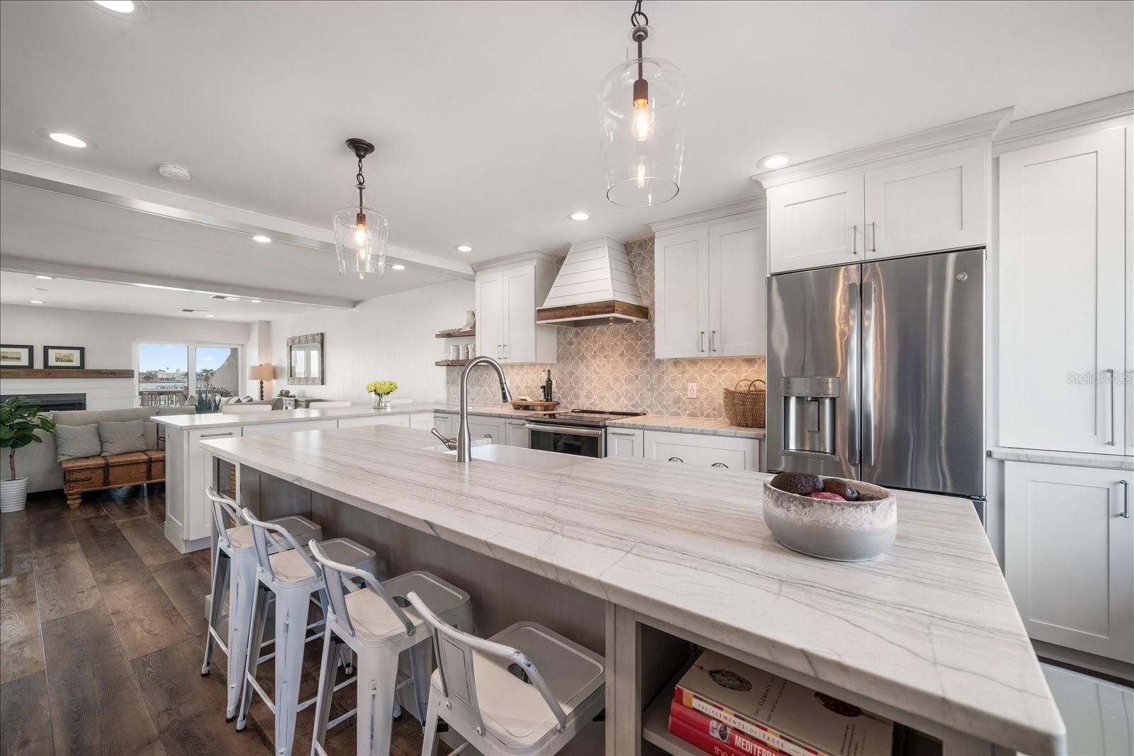 Image 3 of 81 For 165 Marina Del Rey Court