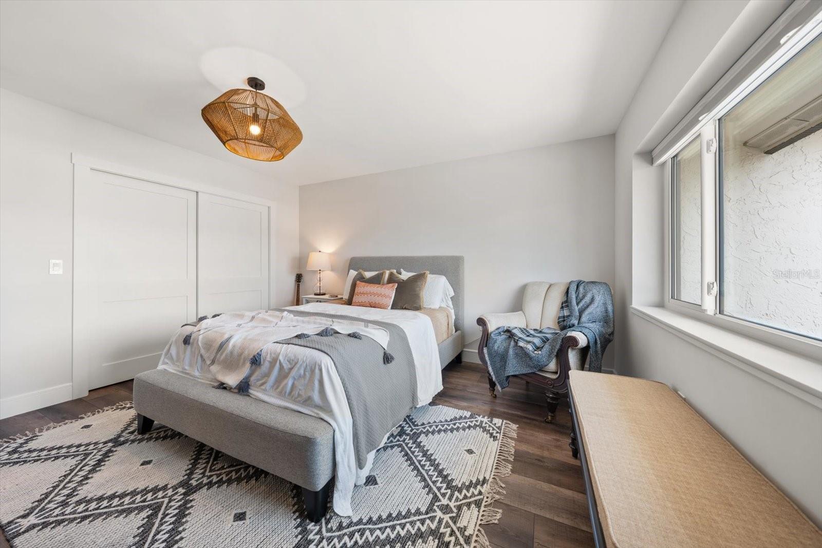 Image 48 of 81 For 165 Marina Del Rey Court