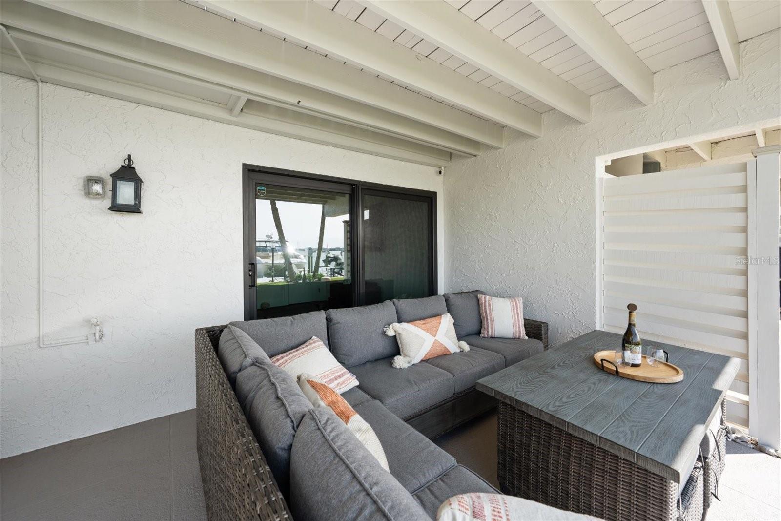 Image 62 of 81 For 165 Marina Del Rey Court