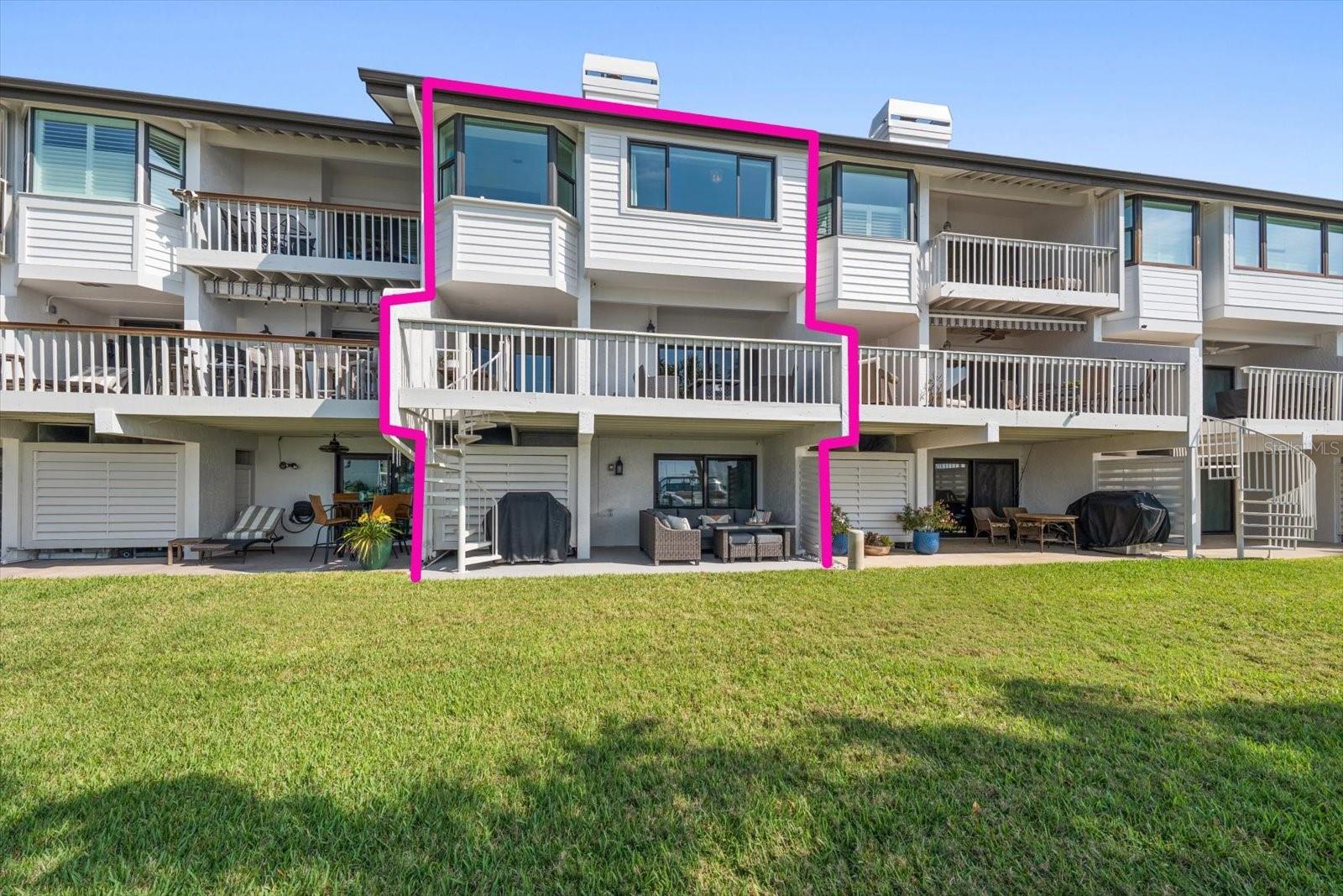 Image 65 of 81 For 165 Marina Del Rey Court