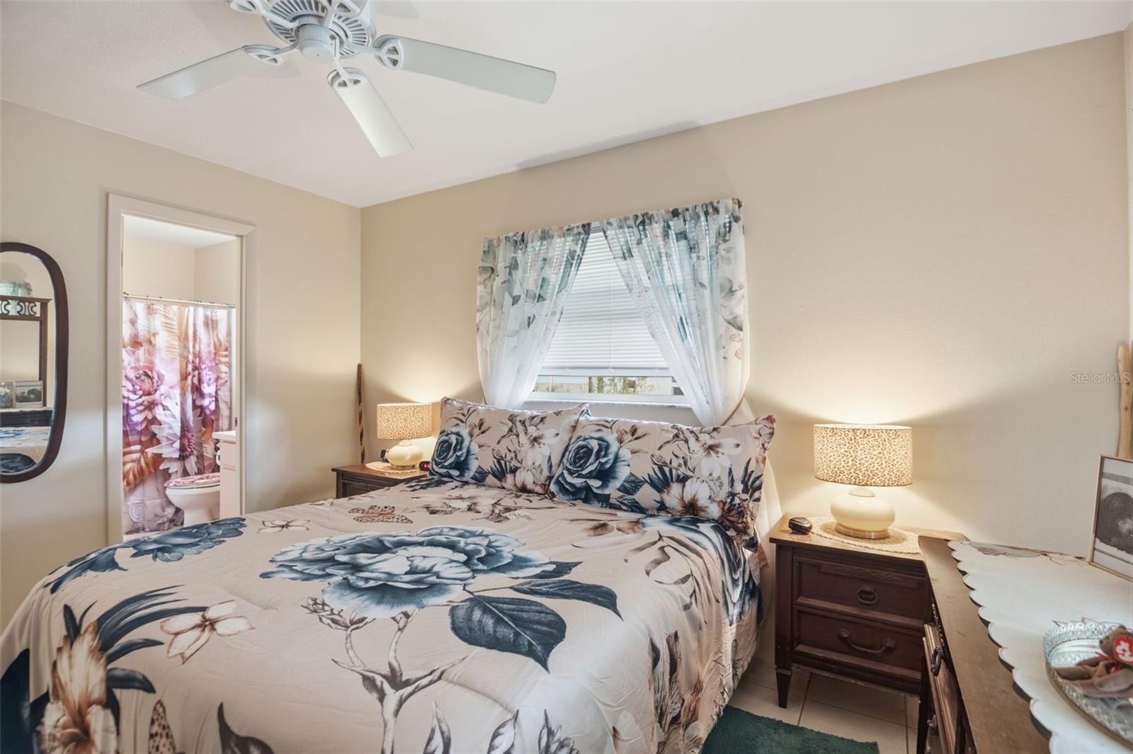 Image 16 of 36 For 6924 Tuxedo Street