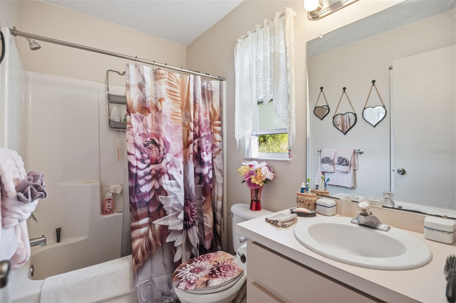 Image 18 of 36 For 6924 Tuxedo Street