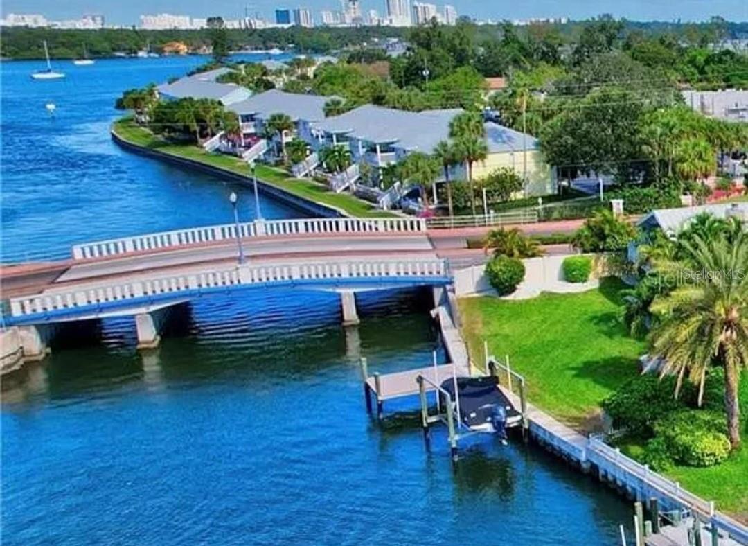 Image 19 of 43 For 213 Seahorse Drive Se D