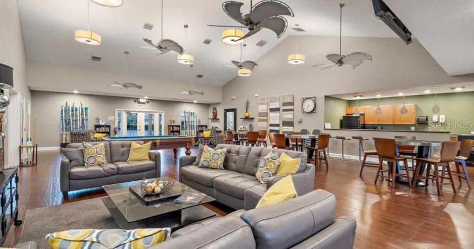 Image 20 of 43 For 213 Seahorse Drive Se D