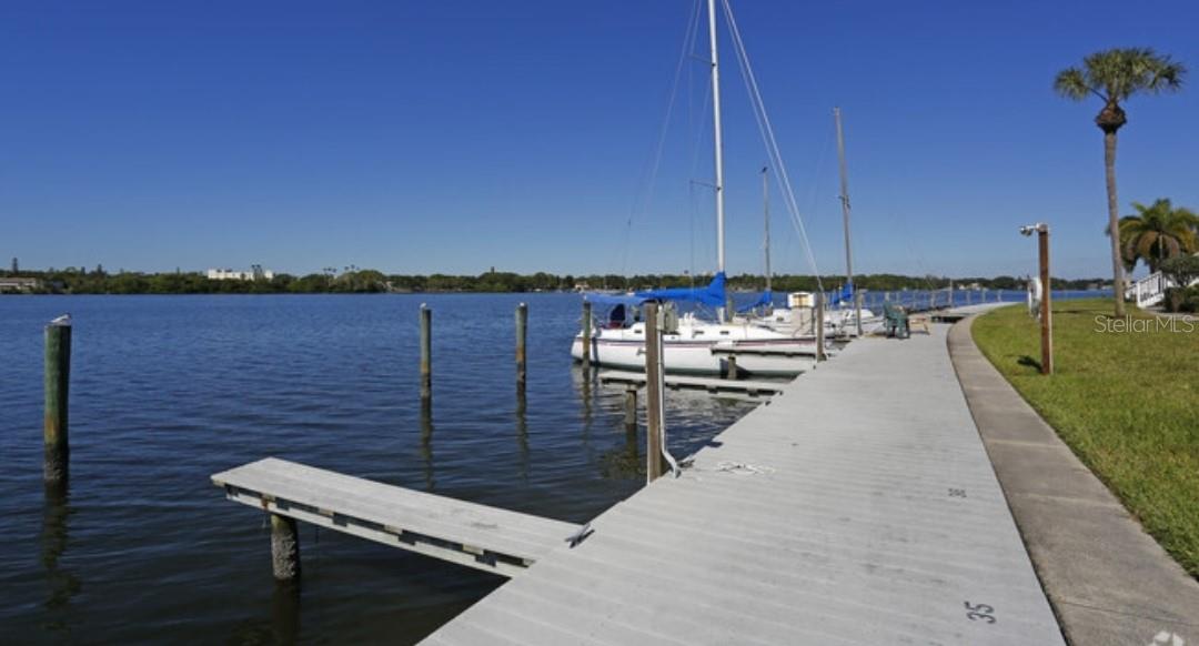 Image 23 of 43 For 213 Seahorse Drive Se D