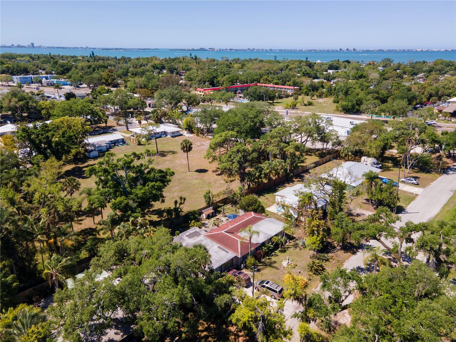 Image 5 of 13 For 4500 Tamiami Trail