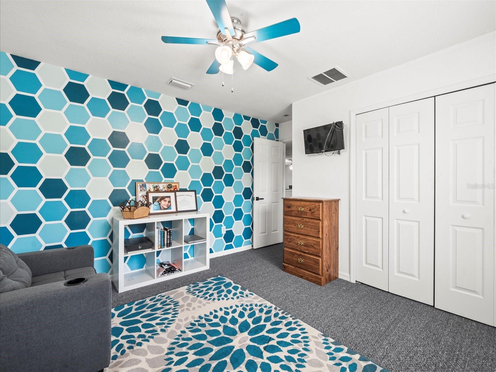 Image 40 of 57 For 25423 Bruford Boulevard