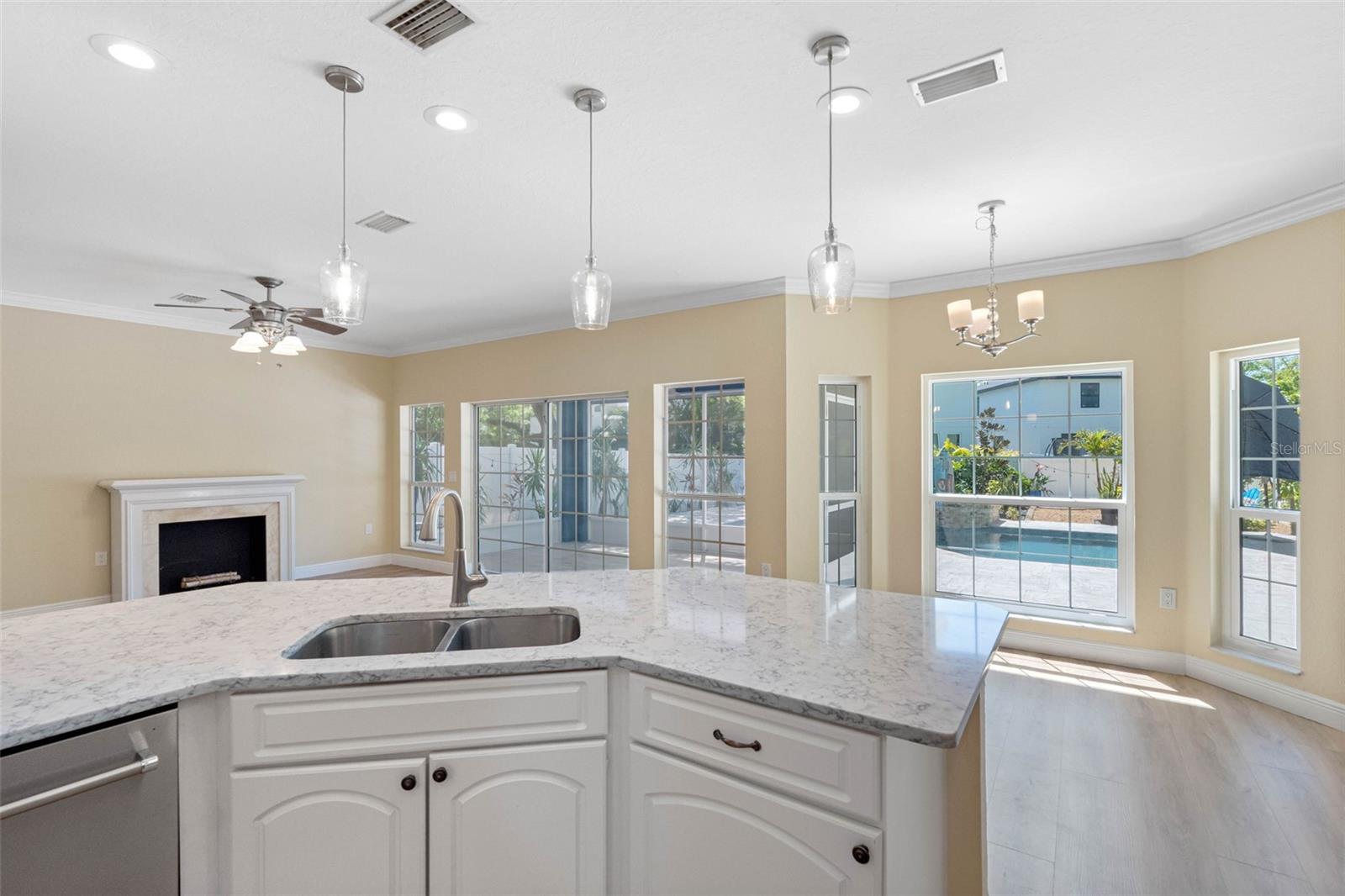 Image 17 of 64 For 2808 Leila Avenue